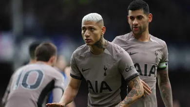 Impar&aacute;vel, Richarlison faz mais dois, mas Everton busca empate no fim contra Tottenham