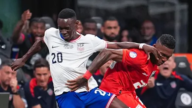 Balogun bem que tentou fazer algo, mas os Estados Unidos sucumbiram diante do Panam&aacute;