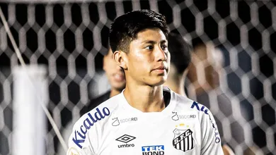 Carille finalmente atende pedido da torcida em vit&oacute;ria f&aacute;cil do Santos