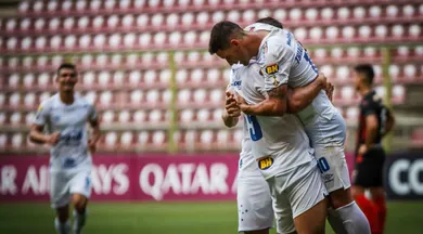 Cruzeiro jogou o suficiente para manter a melhor campanha na Libertadores com vit&oacute;ria sobre o Deportivo Lara