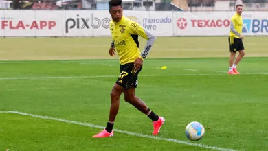 Bruno Henrique retorna, e Flamengo ter&aacute; for&ccedil;a m&aacute;xima contra o Palmeiras