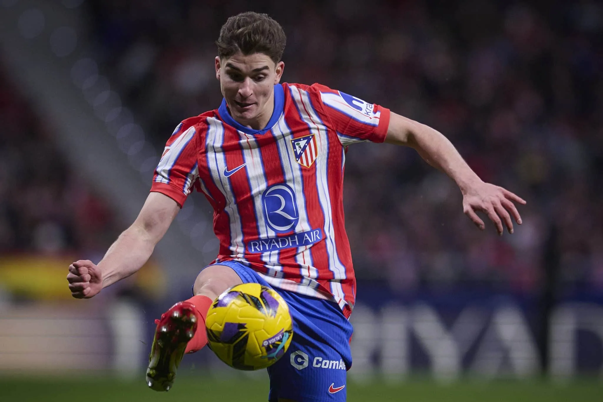 Atl&eacute;tico de Madrid d&aacute; resposta definitiva sobre interesse do Liverpool em &Aacute;lvarez