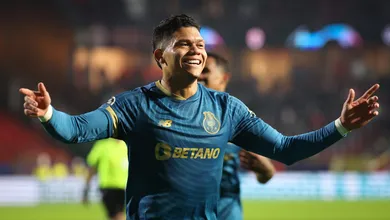 Evan&iacute;lson, &lsquo;o iluminado&rsquo;, nos contou a sensa&ccedil;&atilde;o de dar um show em Champions League