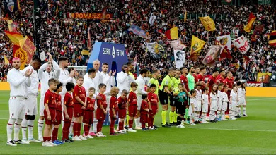 Roma e Milan faziam um jogo arrastado, mas que rendeu um final insano, com os gols do empate nos acr&eacute;scimos