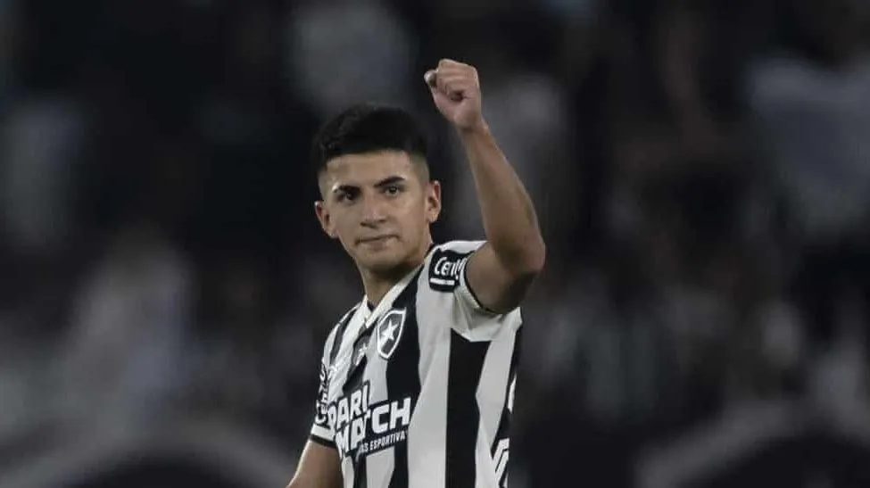 Almada prova que curta passagem pelo Botafogo pode ter legado duradouro