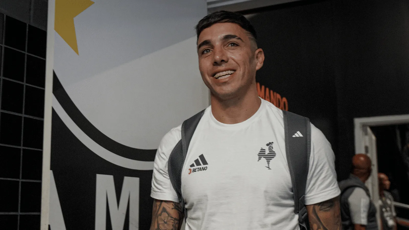 Destaque com Milito no Atl&eacute;tico-MG, Saravia lidera estat&iacute;stica defensiva no Brasil