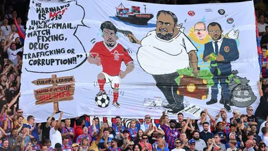 Por que a Federa&ccedil;&atilde;o Inglesa vai investigar faixa exibida pela torcida do Crystal Palace?