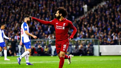 Liverpool transformou a ida ao Drag&atilde;o em um passeio e passou por cima do Porto