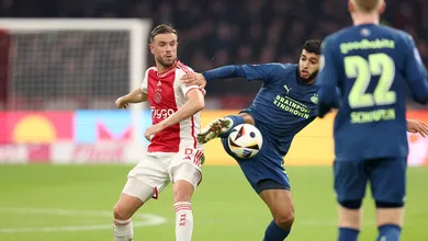 Ajax e PSV fazem jogo aberto pela Eredivise, mas n&atilde;o passam de empate por 1 x 1