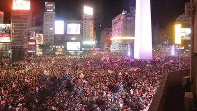 As imagens da celebra&ccedil;&atilde;o do River Plate, leg&iacute;tima e que n&atilde;o se usurpa, nas ruas de Buenos Aires