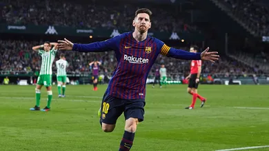 Messi, g&ecirc;nio: tr&ecirc;s gols, um de tirar o f&ocirc;lego, e goleada do Barcelona sobre o Betis virou seu recital