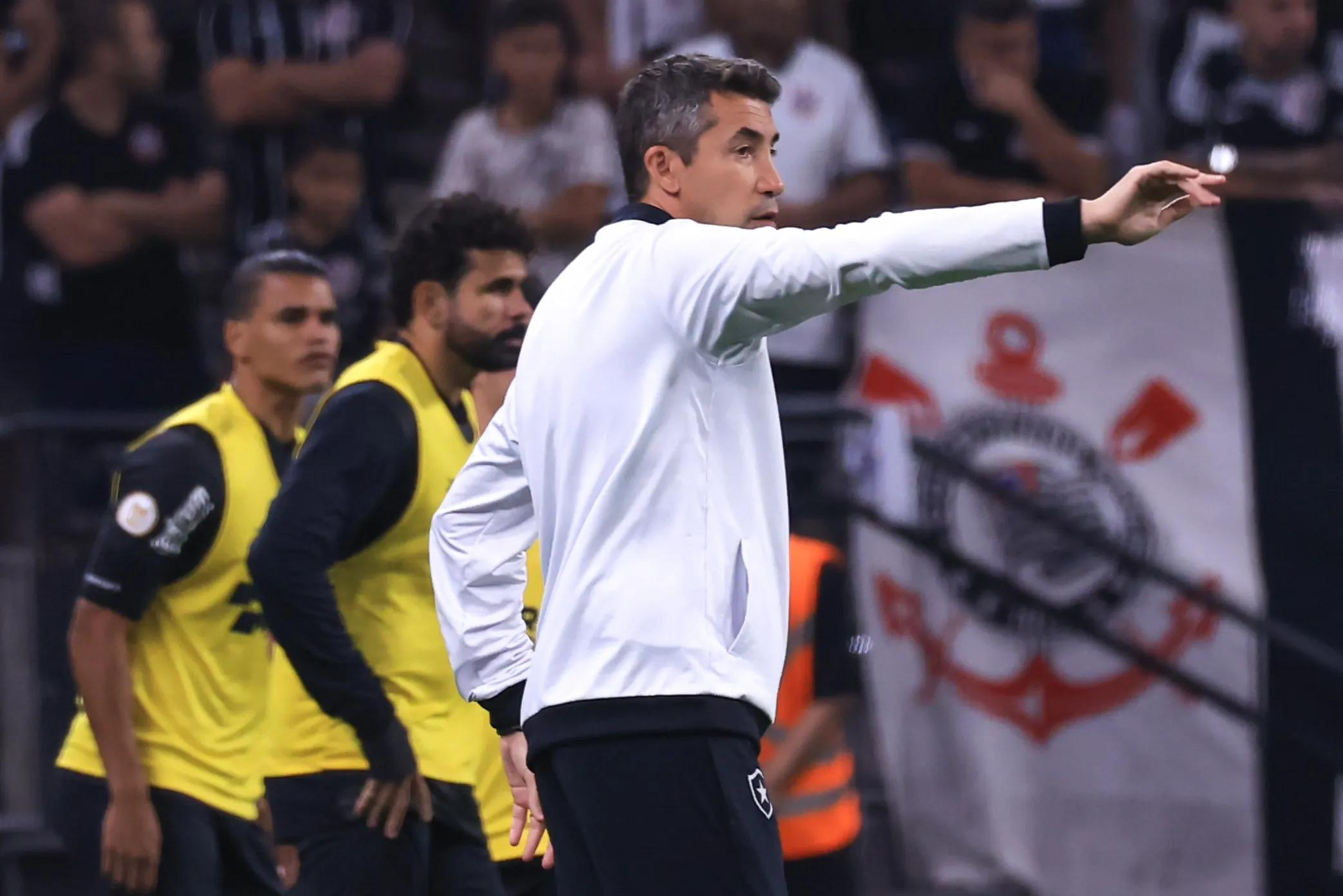 Hora de se reinventar? Ap&oacute;s mais uma derrota, Botafogo precisa buscar novas maneiras de jogar