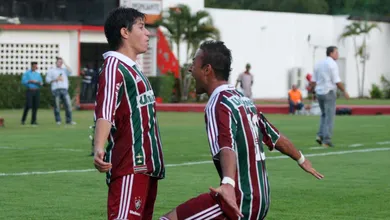 Fluminense encara o Vit&oacute;ria por al&iacute;vio no Brasileir&atilde;o; relembre duelos marcantes