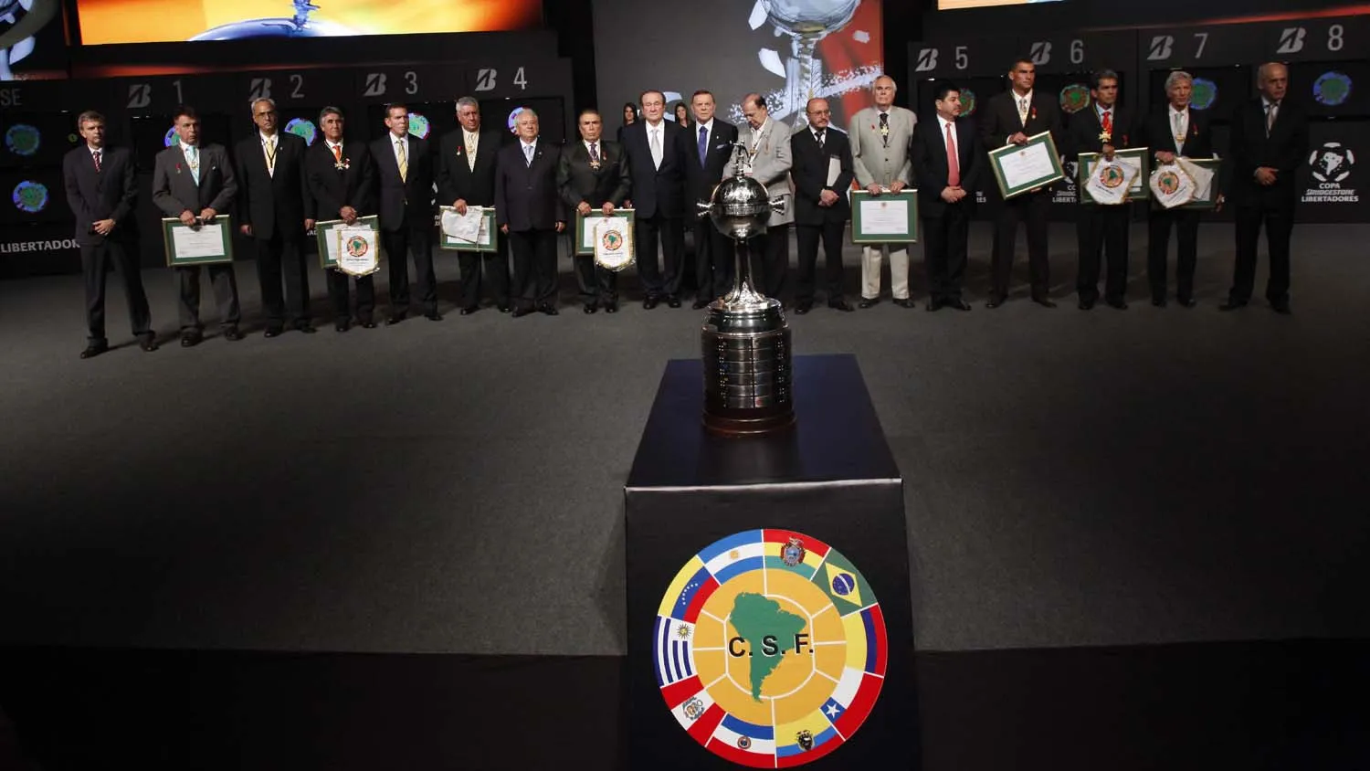 Um pequeno guia para voc&ecirc; entender o sorteio da Libertadores