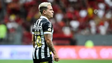 Enquanto Corinthians &lsquo;s&oacute; olhou&rsquo;, Gr&ecirc;mio fica perto de dar chap&eacute;u para ter Soteldo
