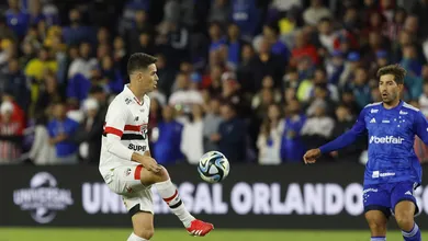 Em 45 minutos na estreia, Oscar j&aacute; mostrou como pode ajudar o S&atilde;o Paulo