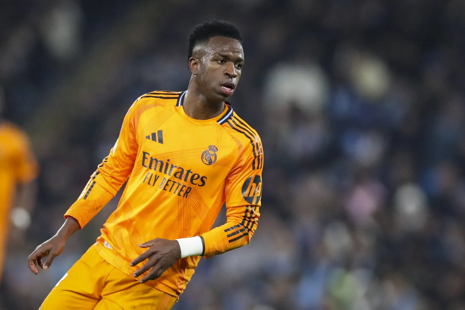 Mercado &aacute;rabe promete fazer uma investida "irrecus&aacute;vel" na janela de ver&atilde;o europeia para finalmente trazer Vinicius Junior