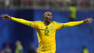 &Aacute;frica do Sul 1&times;0 Coreia do Sul: Bafana Bafana fazem hist&oacute;ria na Copa com corre&ccedil;&atilde;o de rota