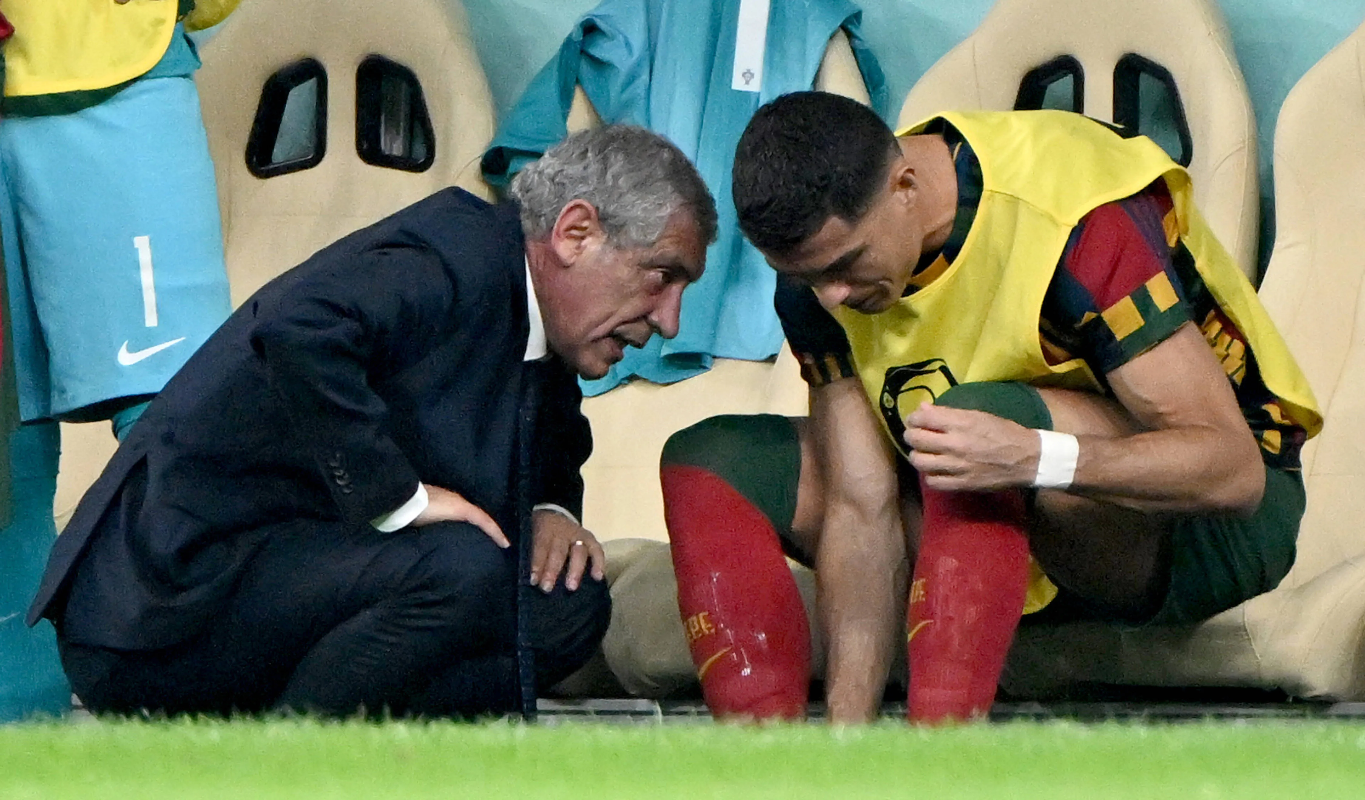 Fernando Santos e Cristiano Ronaldo antes de jogo de Portugal na Copa do Mundo de 2022