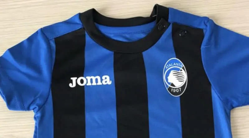 Grande ideia: Atalanta envia uma mini-camisa do clube para cada beb&ecirc; nascido em B&eacute;rgamo