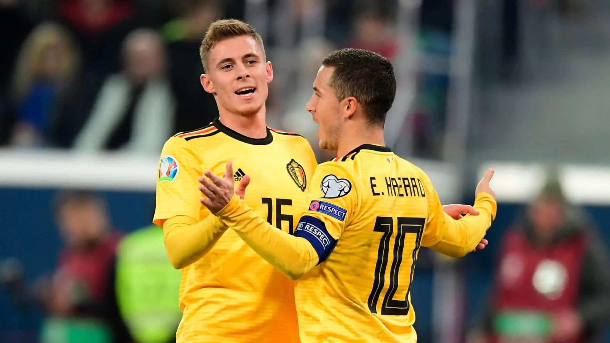 De Hazard para Hazard, B&eacute;lgica imp&ocirc;s sua autoridade e arrasou a R&uacute;ssia: 4 a 1