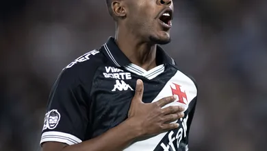 Como mudan&ccedil;a fez Vasco buscar virada em cima do Fluminense na semifinal da Copa do Brasil