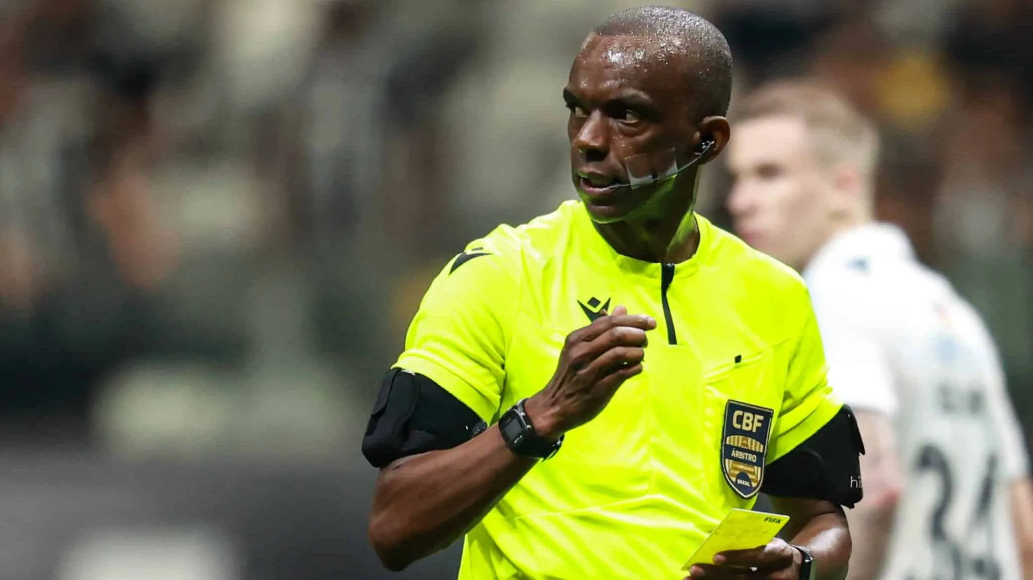 Gr&ecirc;mio questiona arbitragem ap&oacute;s derrota para o Atl&eacute;tico-MG: &lsquo;Duramente prejudicado&rsquo;