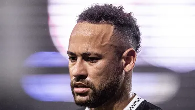 &lsquo;Estat&iacute;sticas impressionantes&rsquo;: Neymar &eacute; citado em lista de craques que n&atilde;o levaram a Bola de Ouro