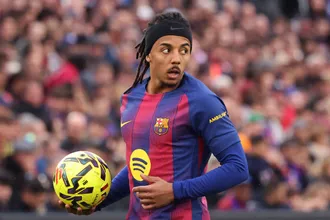 Por que o Barcelona cogita sa&iacute;da de Kound&eacute;, que tem tr&ecirc;s interessados