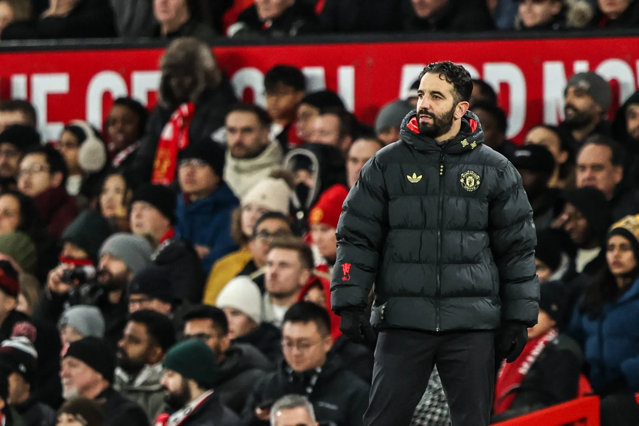 &lsquo;N&atilde;o sei se quer meu trabalho, mas ele &eacute; o l&iacute;der do Manchester United&rsquo;