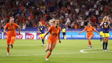 Holanda precisou da prorroga&ccedil;&atilde;o para eliminar Su&eacute;cia e chegar &agrave; in&eacute;dita final da Copa