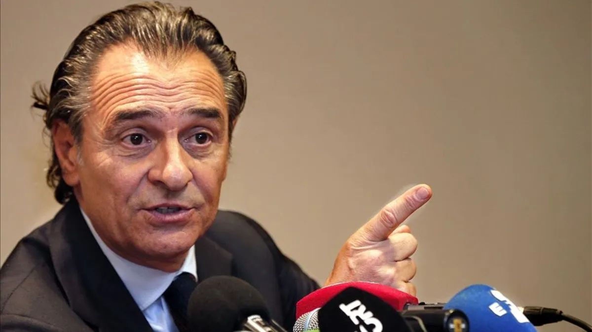 O caos do Valencia teve mais um cap&iacute;tulo: o pedido de demiss&atilde;o de Prandelli