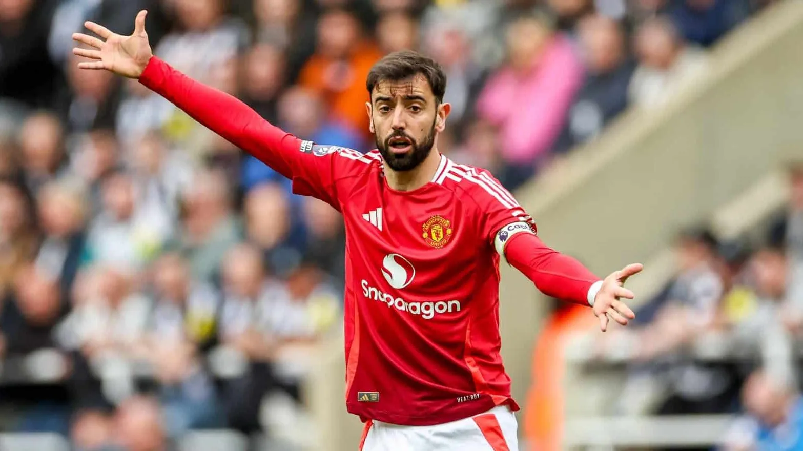&lsquo;Tenho d&uacute;vidas sobre sua lideran&ccedil;a&rsquo;: Ex-capit&atilde;o do Manchester United detona Bruno Fernandes