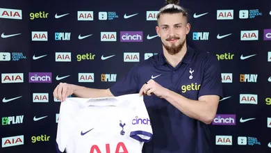 Alto, forte, t&eacute;cnico e muito mais: o que esperar de Radu Dragusin, o novo zagueiro do Tottenham?