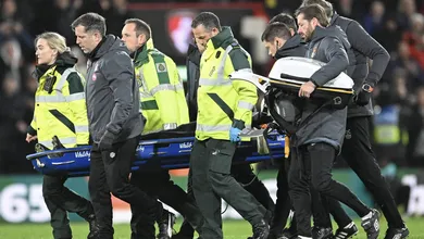 Interrompido por ataque card&iacute;aco de jogador, Bournemouth x Luton vai recome&ccedil;ar do zero na Premier League