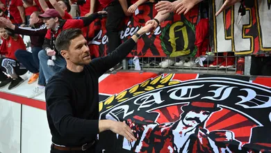 Deus no c&eacute;u e Xabi Alonso na Terra: a cren&ccedil;a quase religiosa que move o Leverkusen