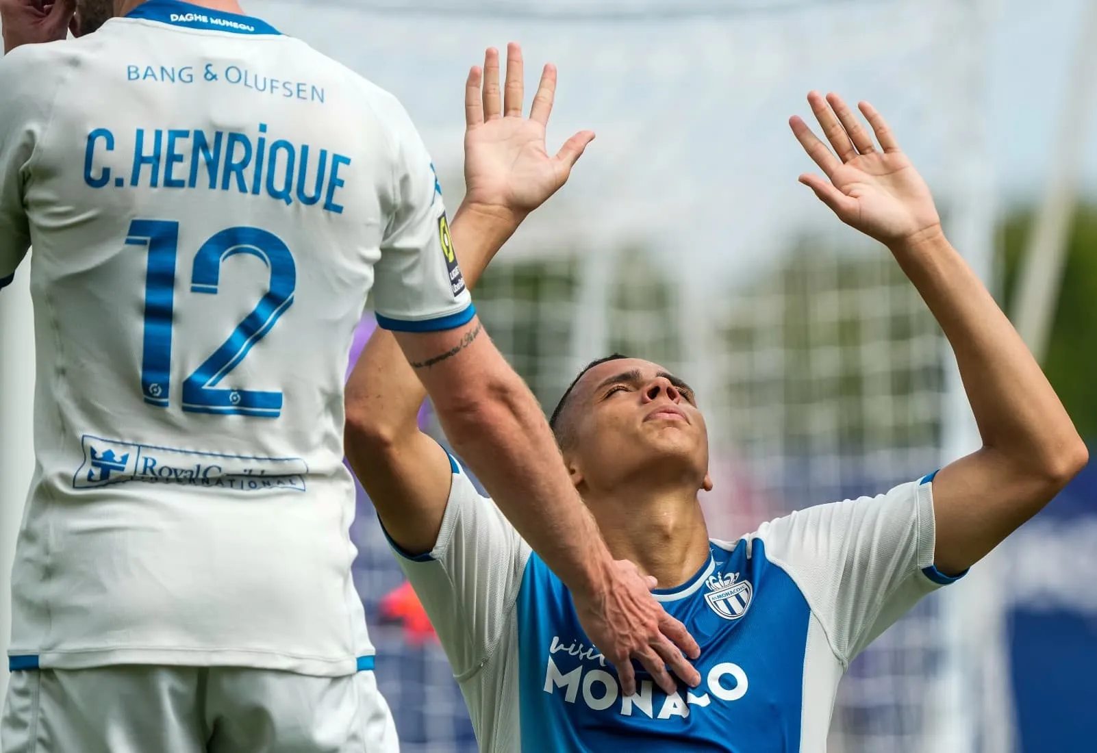 De Turim a Monte Carlo: laterais da Sele&ccedil;&atilde;o mudam de pa&iacute;s com Caio Henrique&nbsp;e&nbsp;Vanderson