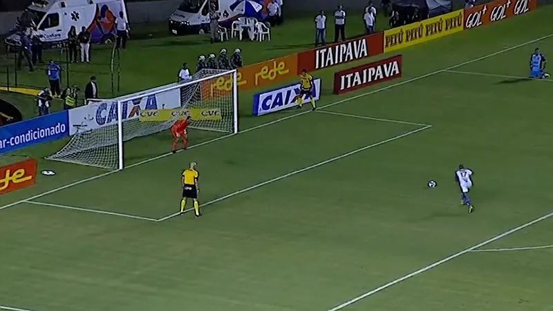 Cassiano, do Fortaleza, provou o lado amargo de se provocar um advers&aacute;rio antes do jogo