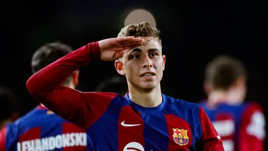 Press&atilde;o, contra-ataques e consist&ecirc;ncia: Barcelona d&aacute; sinais de melhora e elimina o Napoli na Champions
