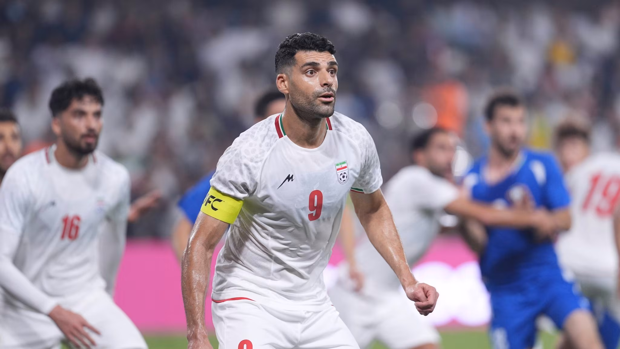 Medhi Taremi, atacante da sele&ccedil;&atilde;o do iraniana (Foto: IMAGO / Sebastian Frej)