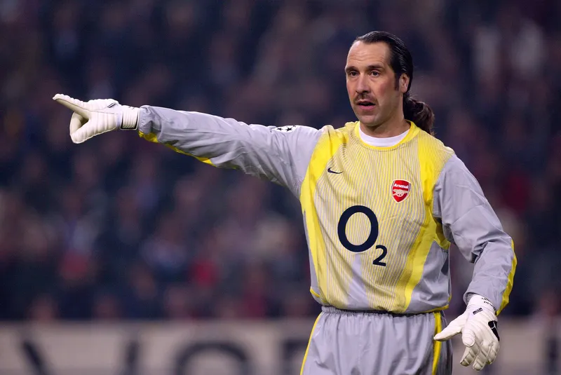 Seaman venceu a desconfian&ccedil;a ap&oacute;s chegar de um time menor, e escreveu seu nome como um dos maiores goleiros da hist&oacute;ria dos Gunners