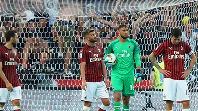 Estreia est&eacute;ril e com derrota for&ccedil;a Giampaolo a repensar suas t&aacute;ticas no Milan: &ldquo;Talvez (mudar para) um 4-3-3&rdquo;