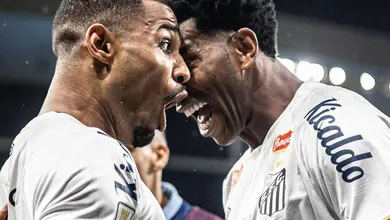 Santos faz a festa com recorde na Neo Qu&iacute;mica Arena e volta &agrave; final do Paulist&atilde;o