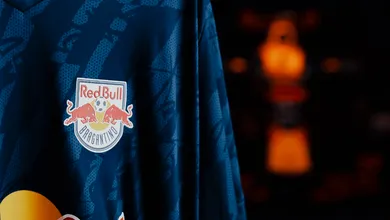 Bragantino vai estrear camisa em homenagem &agrave; escuderia Red Bull de F1 contra o Botafogo