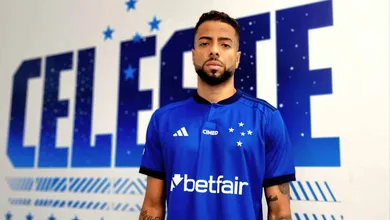 Cruzeiro anuncia Jo&atilde;o Marcelo, que pode ser solu&ccedil;&atilde;o criativa para a defesa