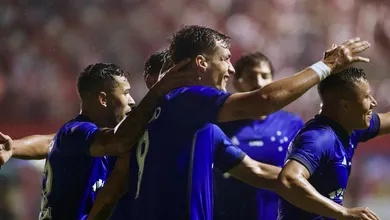 Cruzeiro conta com estreante e cria da base para vencer Villa Nova em estreia do Mineiro