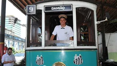 Santos quer usar parte das vendas de &Acirc;ngelo e Deivid para quitar d&iacute;vidas por Dami&atilde;o e Cueva