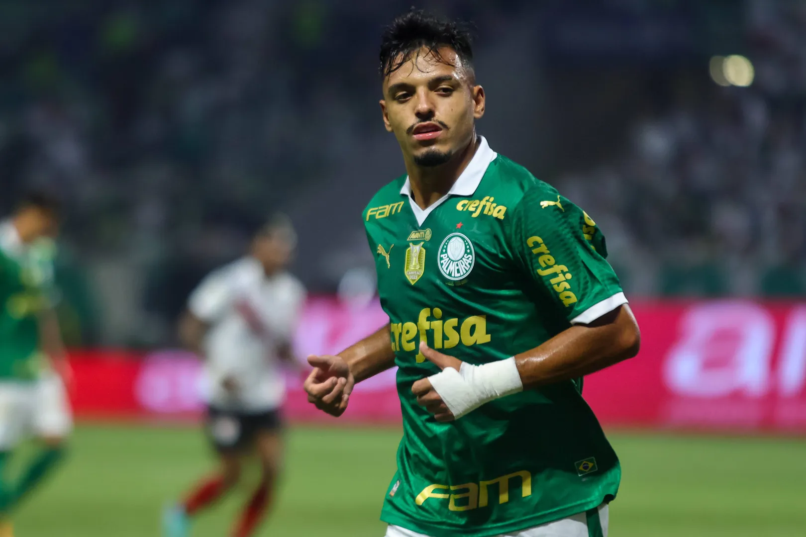 Palmeiras x Atl&eacute;tico GO S&Atilde;O PAULO, SP &ndash; 11.07.2024: PALMEIRAS X ATL&Eacute;TICO GO &ndash; Gabriel Menino during the match between Pa