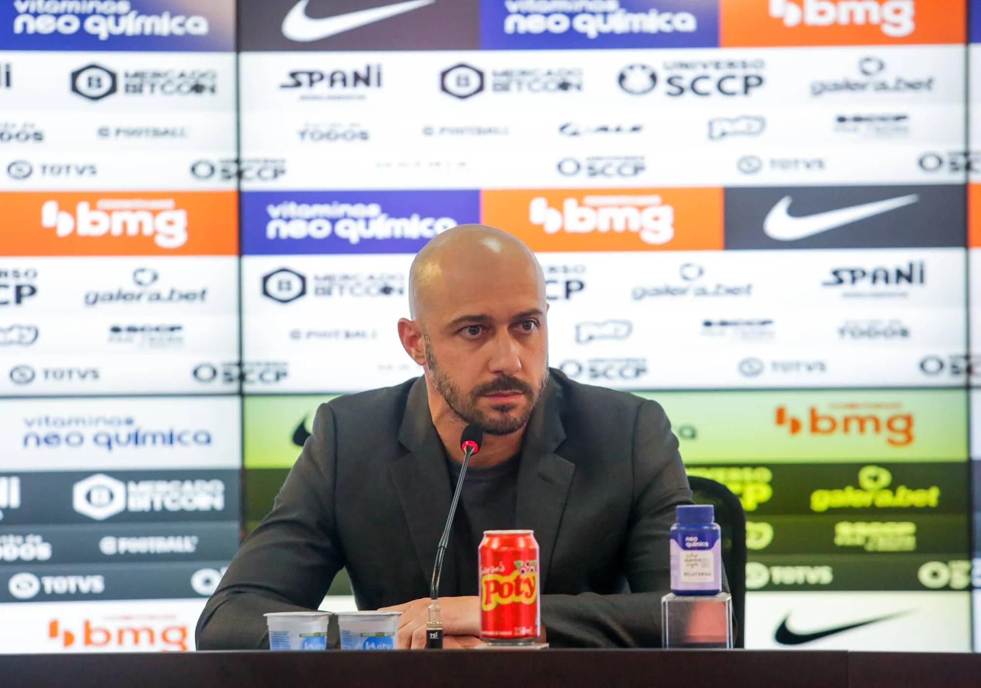 Mais imprevis&iacute;vel que a vit&oacute;ria do Corinthians, s&oacute; mesmo a rea&ccedil;&atilde;o de Alessandro na Arena do Gr&ecirc;mio