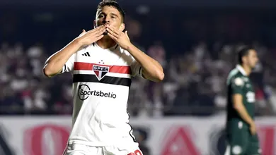 Pablo Maia comanda o meio-campo do S&atilde;o Paulo em ano que coadjuvantes ofuscaram estrela de James